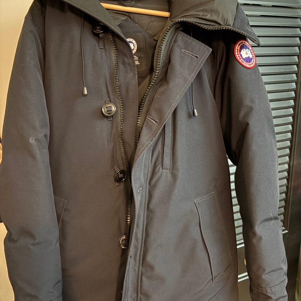 Canada Goose Men's Black Puffer Jacket